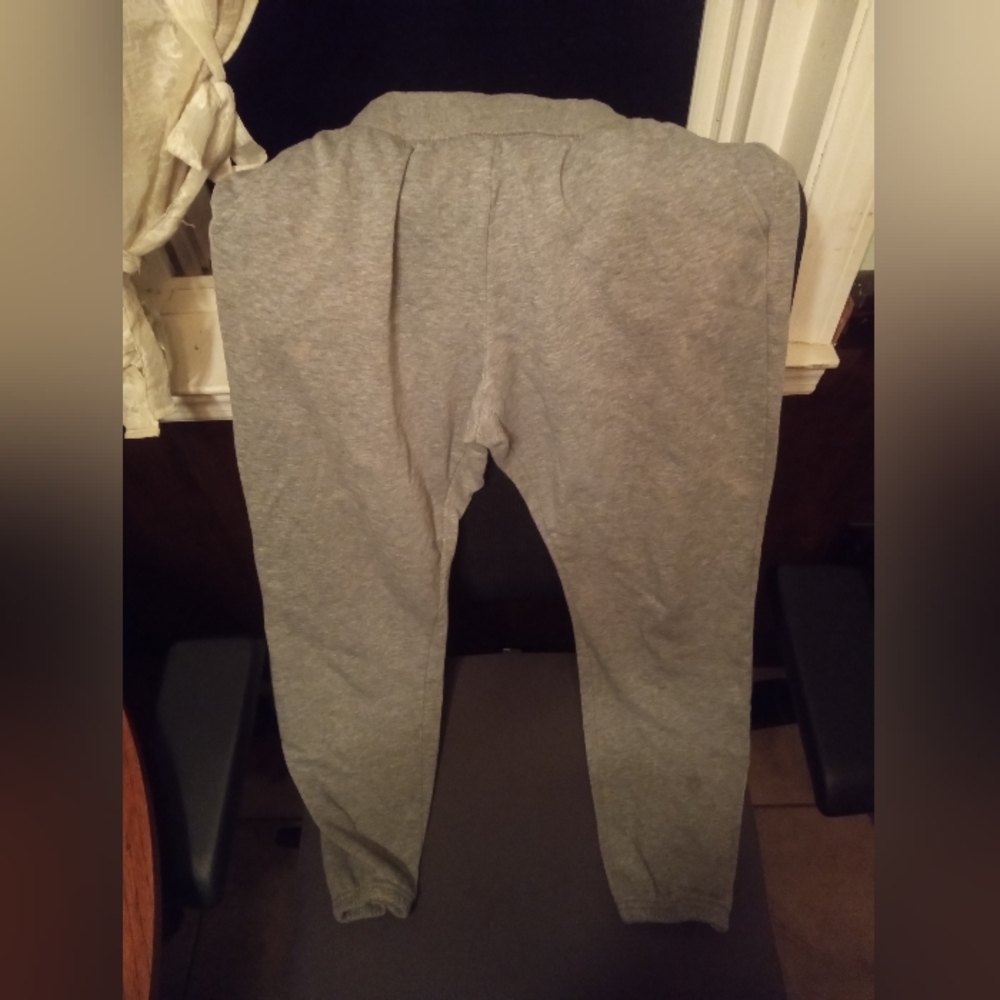 Time and Tru Gray Sweatpants Relaxed Fit Joggers